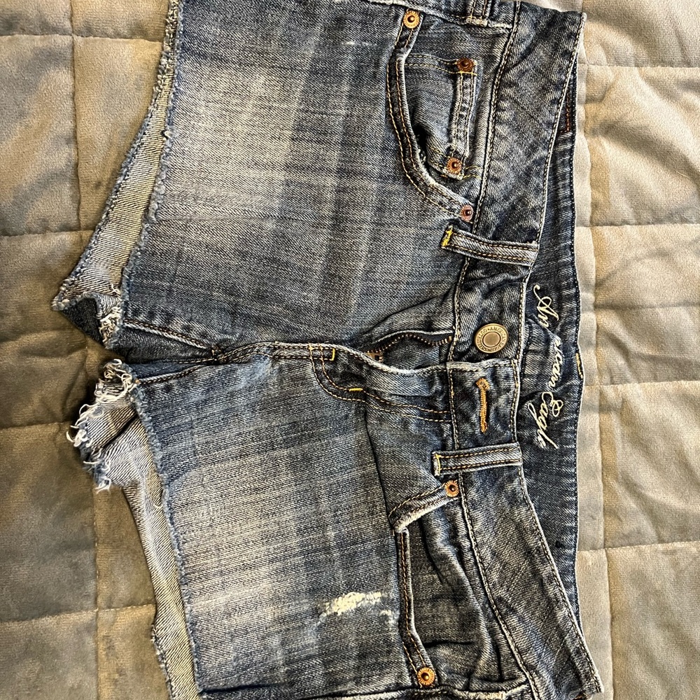 Size 6 American Eagle Stretch Shorts